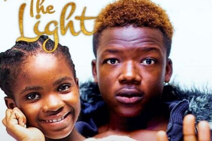 Philip NeeWhang ft Ashley Chucks - Feel The Light