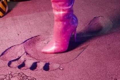 Nicki Minaj Big Foot Lyrics: United States-based Trinidadian-born rapper and singer Nicki Minaj Nicki Minaj's diss track aimed at Megan Thee Stallion, "Big Foot," is finally here.