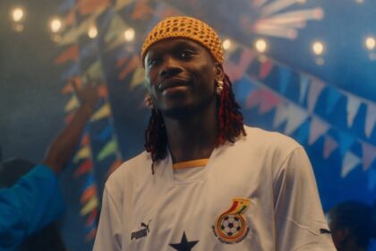 Nigerian singer and songwriter, FireBoy DML released a brand new song titled 'Obaa Sima' words he borrowed from the Ghanaian Twi dialect. Check out Obaa Sima Lyrics