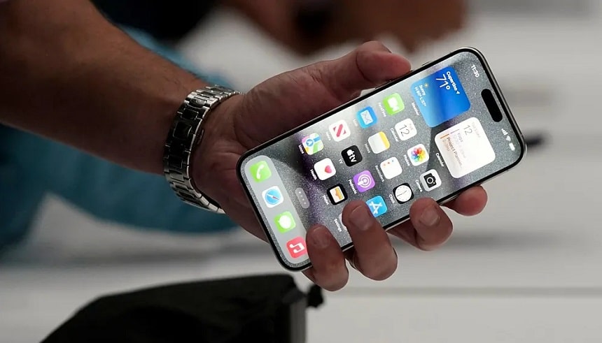 How to fix iPhone stuck in SOS mode during a cellular network outage