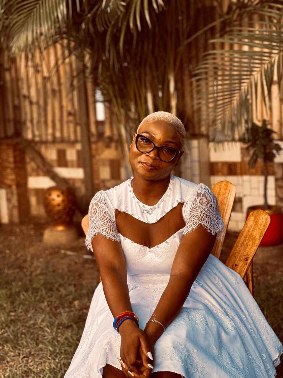 Elorm Beenie introduces New Singer, Queen Eyram, with debut single "Blewu"