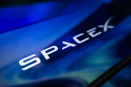 SpaceX Stock Plummets to Record Low Near $120 After Seven-Day Slump