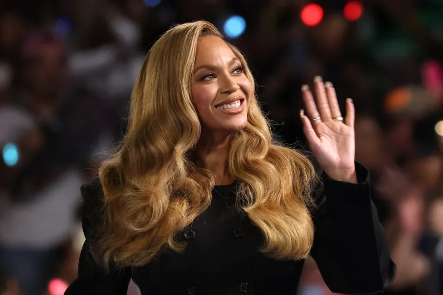 Beyoncé Donates $1M for Colombia Earthquake Relief