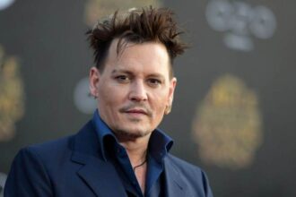 Johnny Depp In Talks For Captain Jack Sparrow Return In Pirates Of The Caribbean 6 Johnny depp