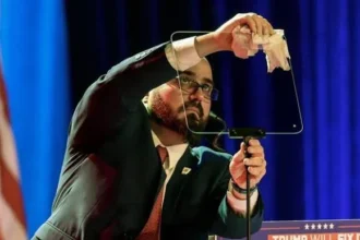 Ex-White House Teleprompter Operator Fined $172K for Betting on Trump Speeches