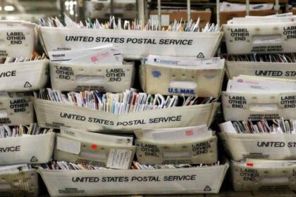 ​The Trump administration has filed an emergency Supreme Court appeal to enforce new USPS mail-in ballot rules for the upcoming November midterm elections.