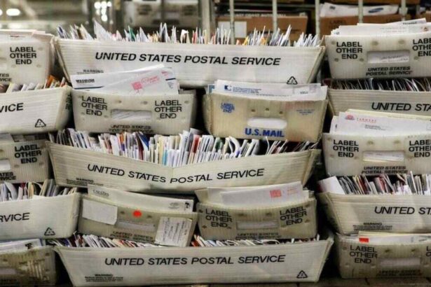 ​The Trump administration has filed an emergency Supreme Court appeal to enforce new USPS mail-in ballot rules for the upcoming November midterm elections.